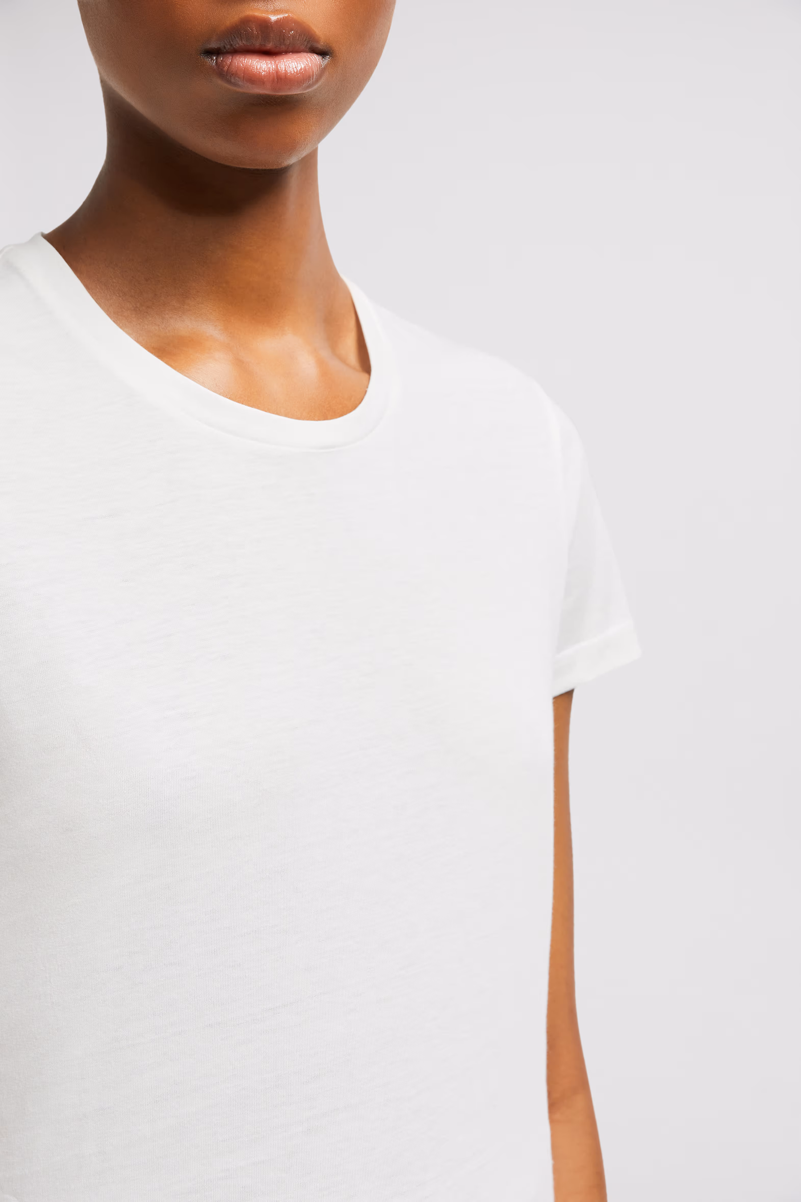 Camiseta de jersey de algodón con parche con logotipo Mujer Blanco Roto Moncler 6